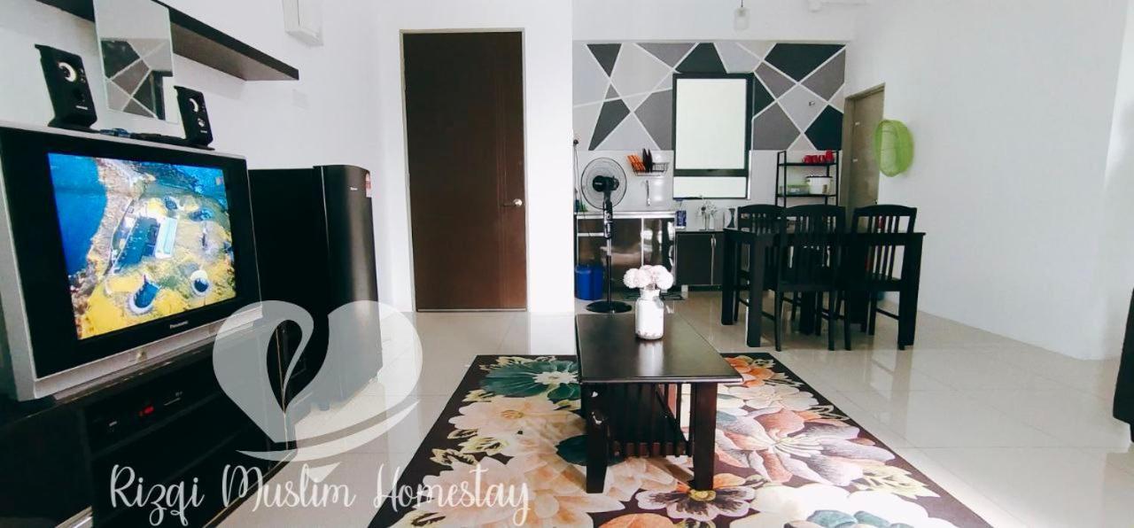 Rizqi Muslim Homestay Meru Casa Kayangan Ipoh Ngoại thất bức ảnh